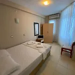 Nese Otel Konukevi 2*