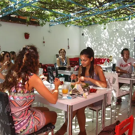 بيت ضيافة Nese Otel