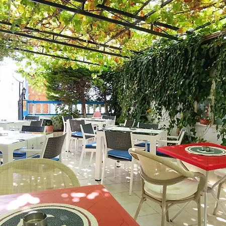 Pensión Nese Çeşme