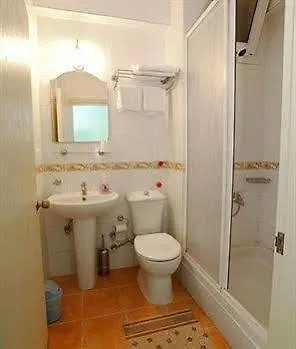 بيت ضيافة Nese Otel