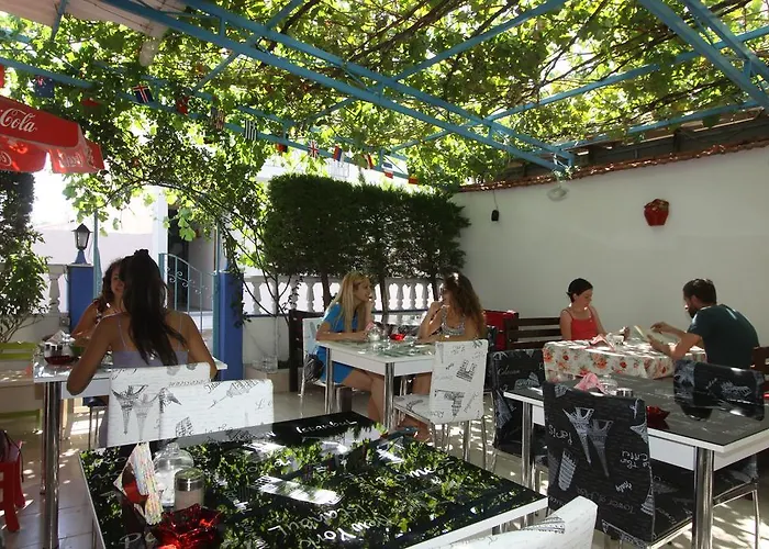 Nese Πανσιόν 2*