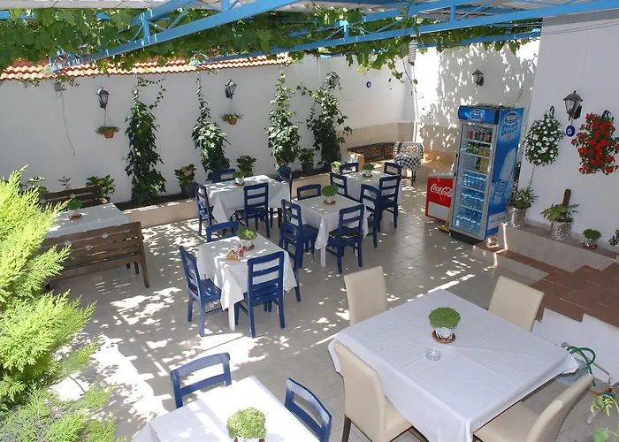 Nese Πανσιόν 2*